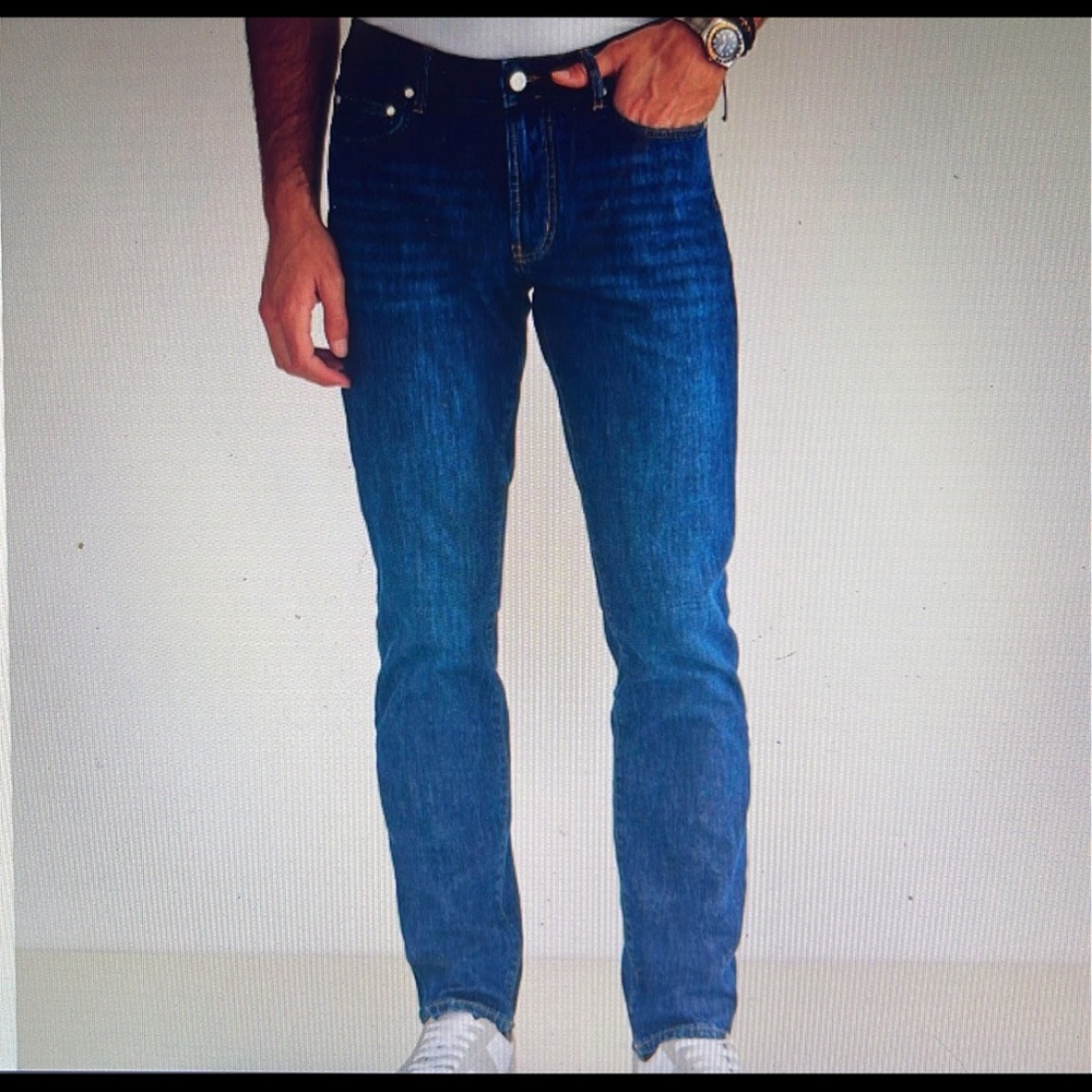 VINEYARD VINES Dark Wash Denim Men’s Size 34X32